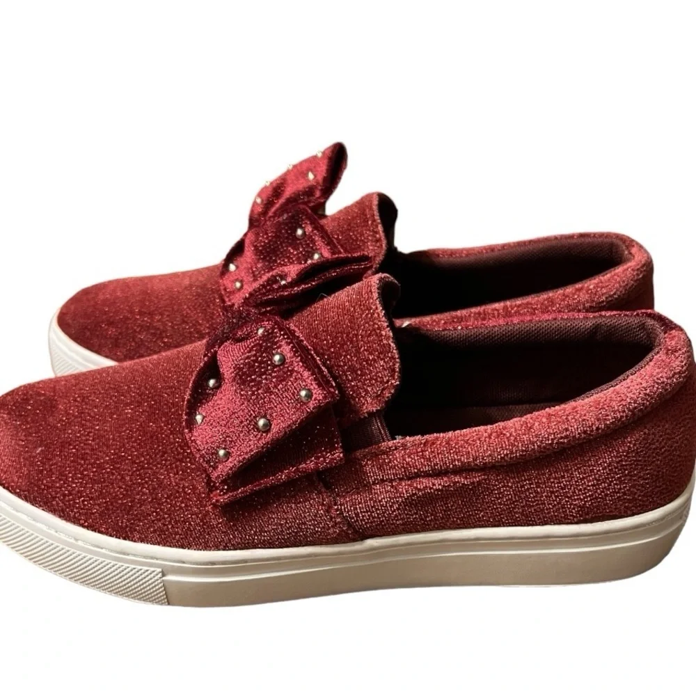 Isaac Mizrahi Womens Imbeth Casual Fashion Sneakers In Wine Vegan Size 8M